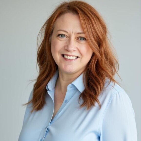 Jennifer Collins headshot